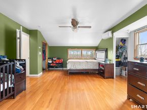 104 Oakdale Street, Bridgeport CT 06606