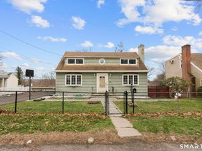 104 Oakdale Street, Bridgeport CT 06606