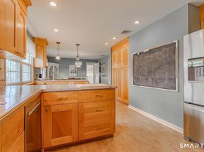 220 Oak Ridge Road, Stratford CT 06614