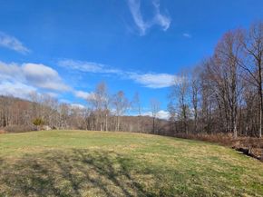 8 Taber Road, Sherman CT 06784