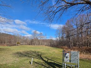 8 Taber Road, Sherman CT 06784