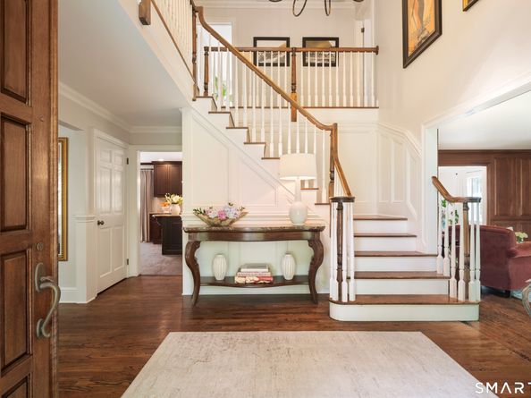56 Long Lots Road, New Canaan CT 06840