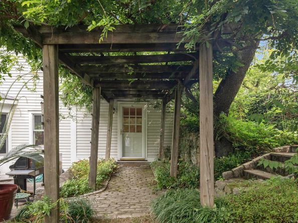202 Weed Street, New Canaan CT 06840