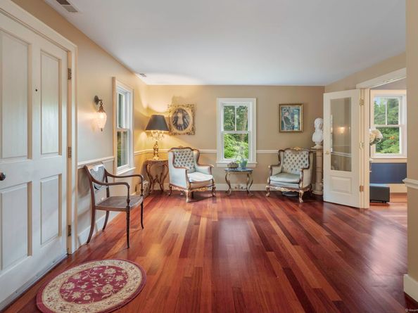 202 Weed Street, New Canaan CT 06840