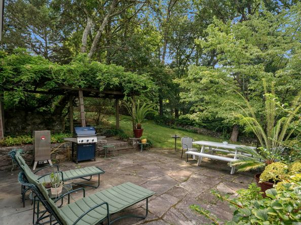 202 Weed Street, New Canaan CT 06840