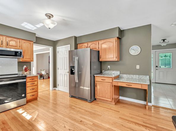 31 Meghan Lane, Shelton CT 06484
