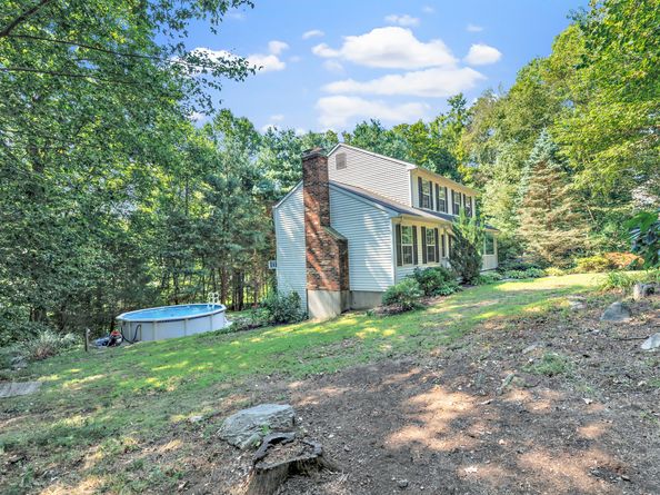 31 Meghan Lane, Shelton CT 06484