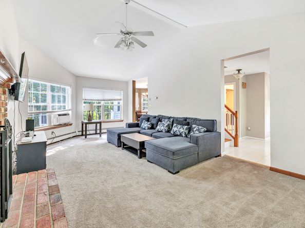 31 Meghan Lane, Shelton CT 06484
