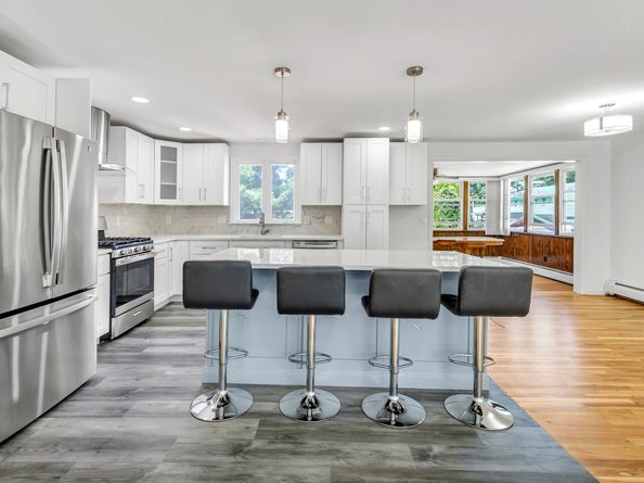 410 Seabreeze Drive, Stratford CT 06614