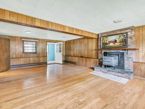 410 Seabreeze Drive, Stratford CT 06614