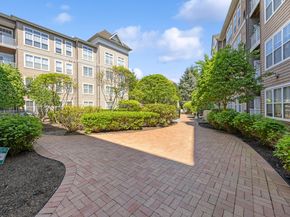 850 E Main Street APT 520, Stamford CT 06902