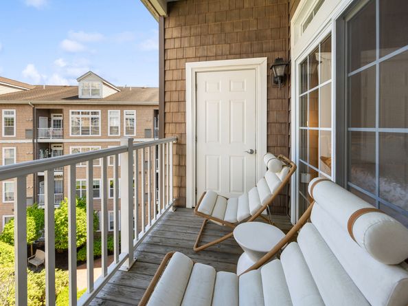 850 E Main Street APT 520, Stamford CT 06902