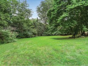 20 Old Hill Road, Westport CT 06880