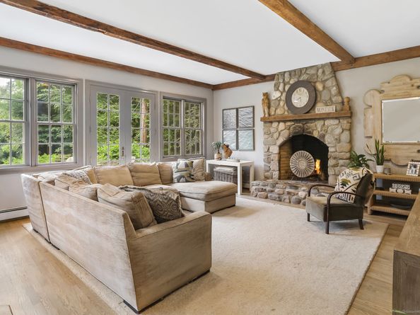 20 Old Hill Road, Westport CT 06880