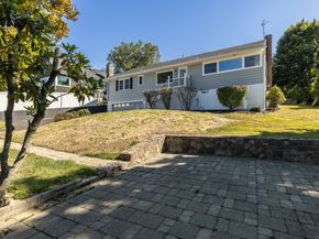 16 Candlewood Acres Road, Brookfield CT 06804