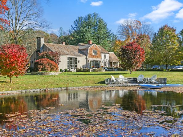 70 Redding Road, Easton CT 06612
