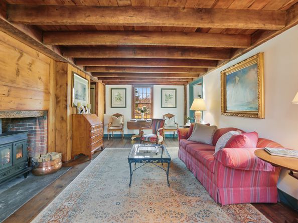 70 Redding Road, Easton CT 06612