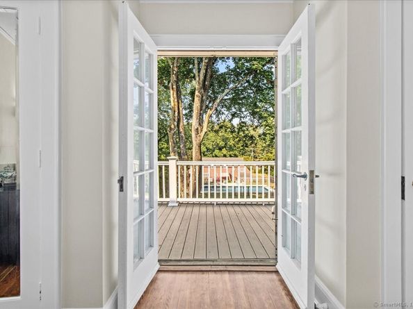 12 East Avenue, Norwalk CT 06851