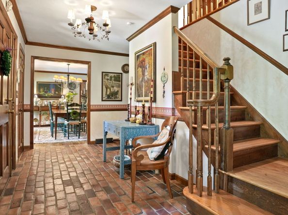 100 Honeysuckle Hill Lane, Easton CT 06612