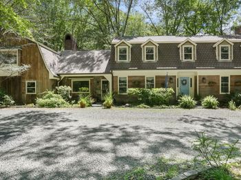 100 Honeysuckle Hill Lane