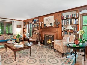 100 Honeysuckle Hill Lane, Easton CT 06612