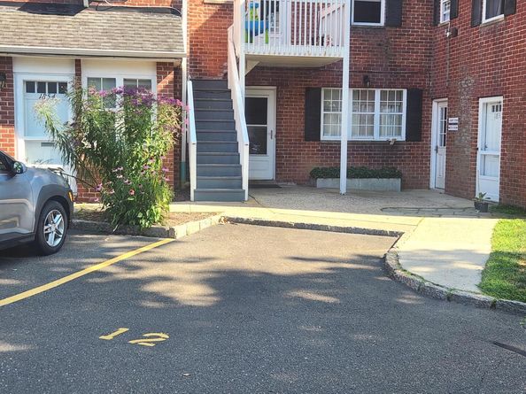 1856 Summer Street 1856, Stamford CT 06905