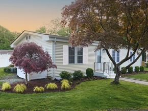 10 Crescent Park Road, Westport CT 06880