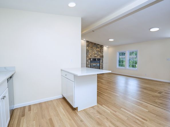10 Crescent Park Road, Westport CT 06880