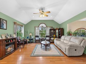 6 Stonegate Lane, Shelton CT 06484