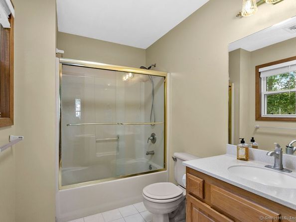 6 Stonegate Lane, Shelton CT 06484