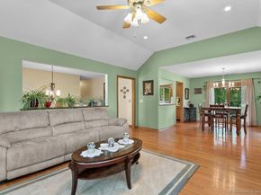 6 Stonegate Lane, Shelton CT 06484