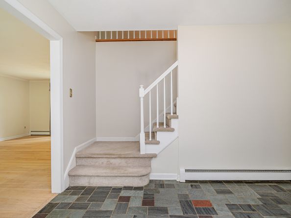 5 Woodland Way, Weston CT 06883