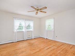 5 Woodland Way, Weston CT 06883
