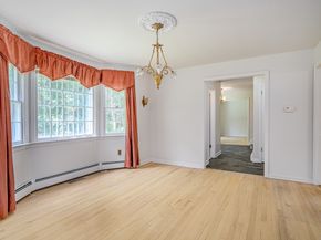 5 Woodland Way, Weston CT 06883