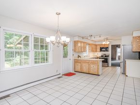 5 Woodland Way, Weston CT 06883