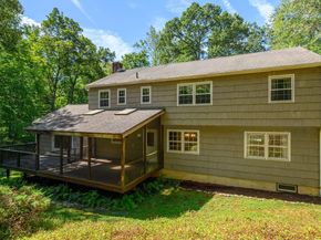 5 Woodland Way, Weston CT 06883