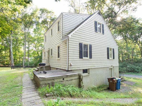 28 Old Shelton Road, Shelton CT 06484