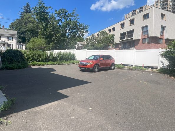 47 Lindale Street, Stamford CT 06902