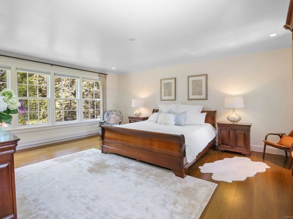 216 Hillspoint Road, Westport CT 06880