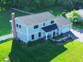 14 E Gate Road, Danbury CT 06811