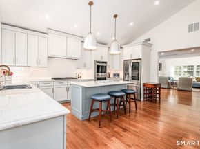 3 Ledgewood Drive, Sherman CT 06784