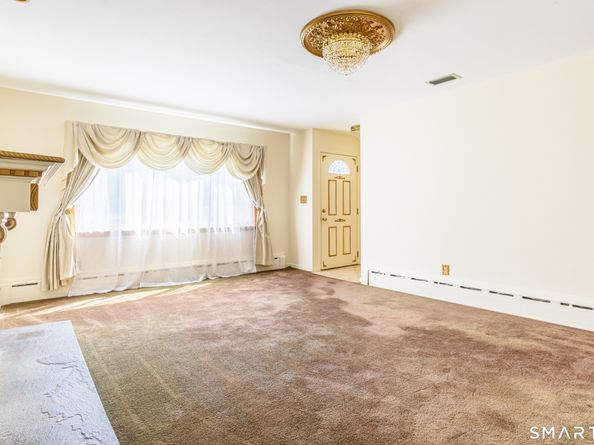 34 Bassick Road, Trumbull CT 06611