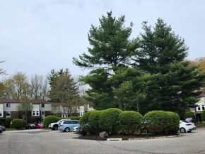 7 Padanaram Road J247, Danbury CT 06811