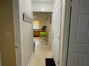 Undisclosed Address #24171227, New Haven CT 06511