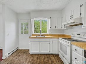 6 Jacklin Road, Bethel CT 06801