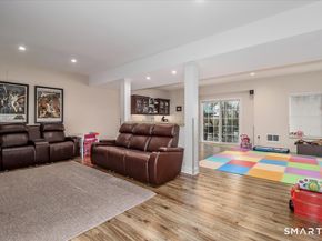 12 Cree Trail, Shelton CT 06484