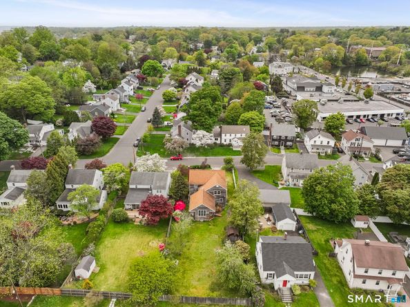 79 Fairfield Place, Fairfield CT 06824