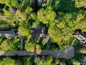 118 Davenport Ridge Lane, Stamford CT 06903