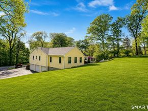 118 Davenport Ridge Lane, Stamford CT 06903