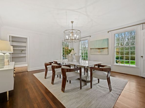 276 Greenley Road, New Canaan CT 06840